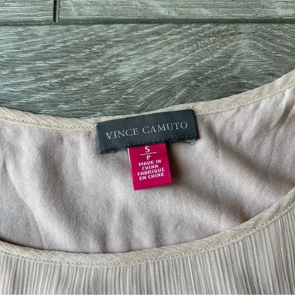 Vince Camuto RUFFLE  SLEEVE LUREX STRIPE TOP - Picture 5 of 12